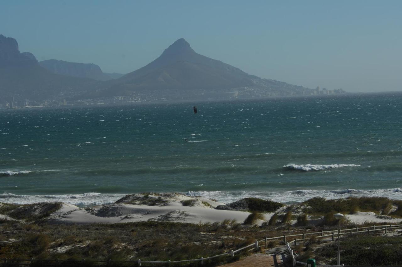 On The Front Sea Spray